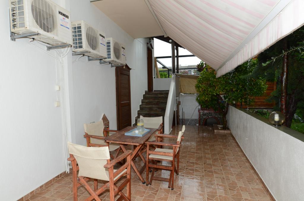 Nostos Rooms Амоляни Екстериор снимка